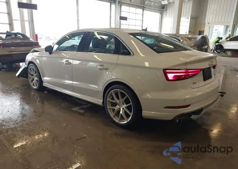2019 Audi A3 45 Premium z USA, uszkodzony, nr VIN WAUJEGFF6KA078819